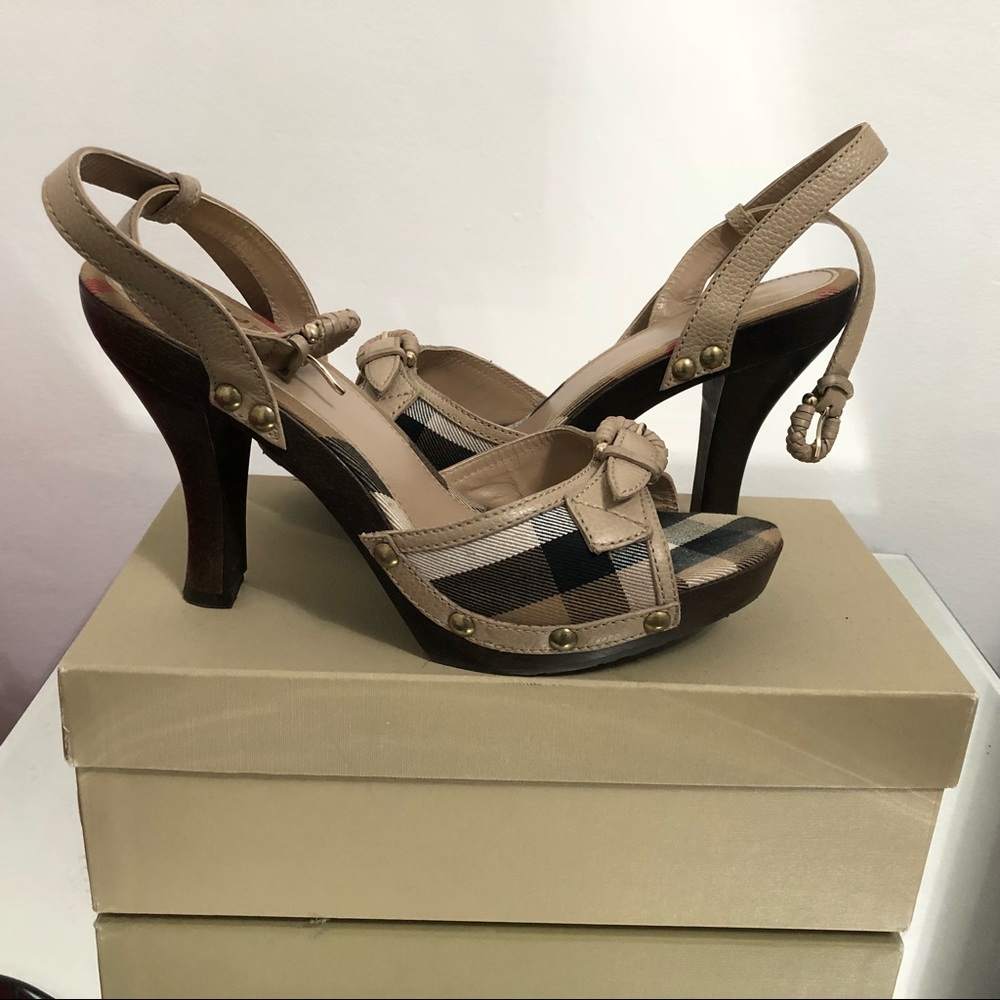 Burberry wooden heels